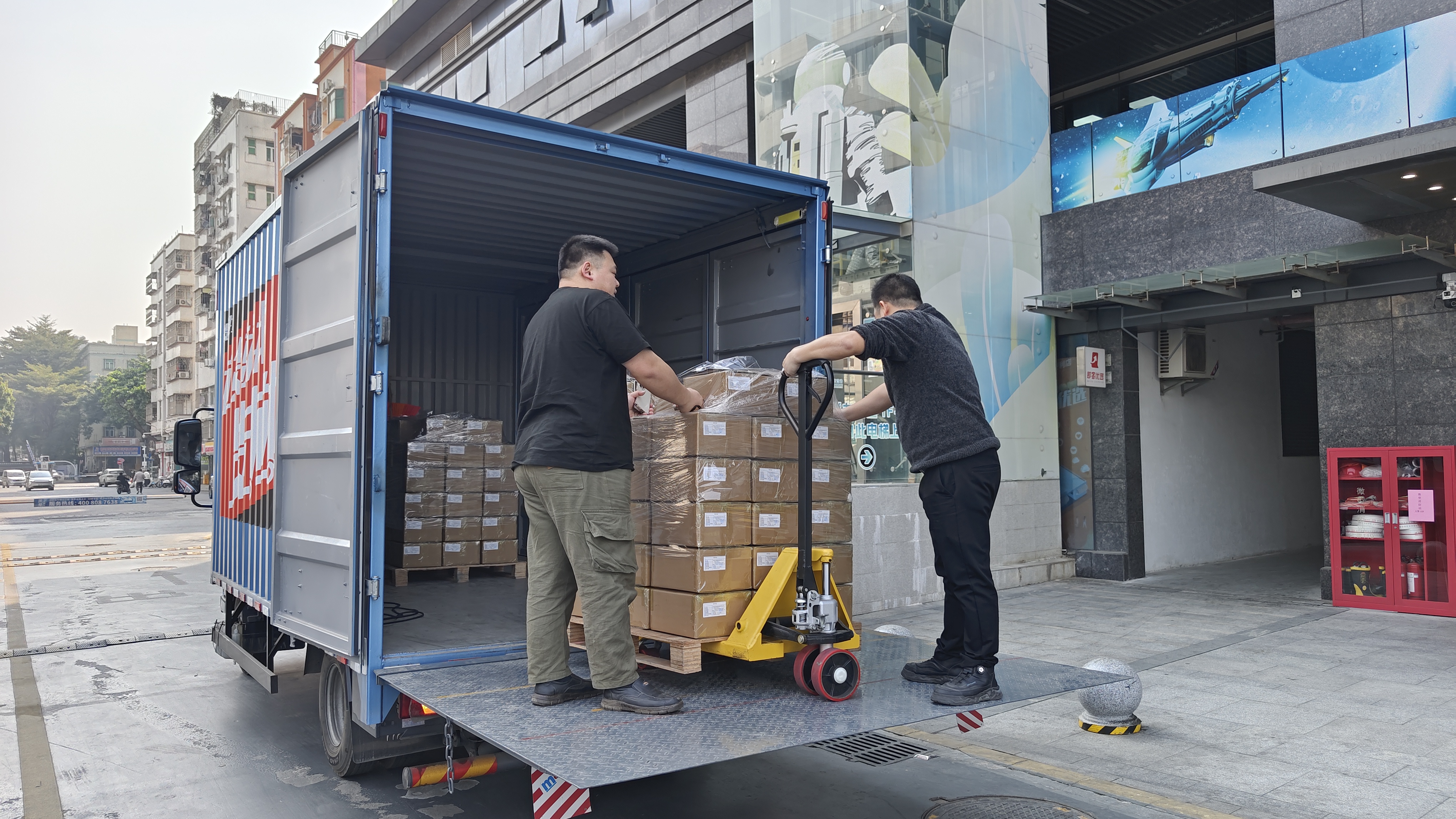 HCC Ships Robotic Batteries for Chinese Customer